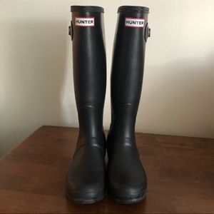 Hunter Original Tall rain boot, black, 7